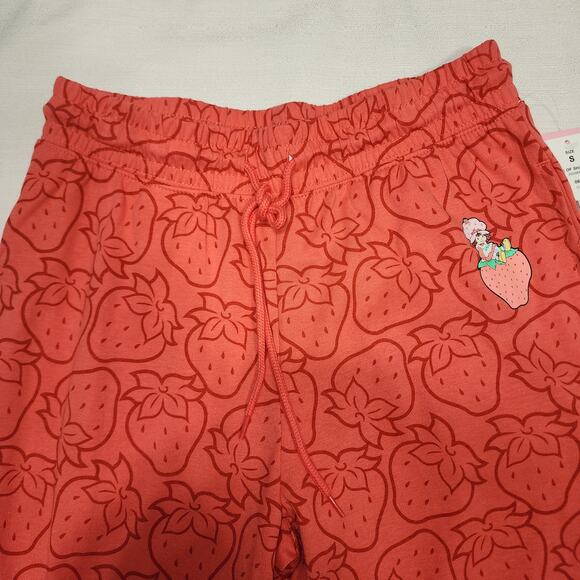 Strawberry shortcake red pajamas women's Small W26''x L39'' - Picture 3 of 7